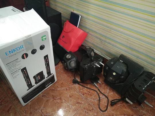 Gần 50 nam nữ nhảy nhót “phê” ma túy trong căn nhà gắn đầy camera - Ảnh 1.