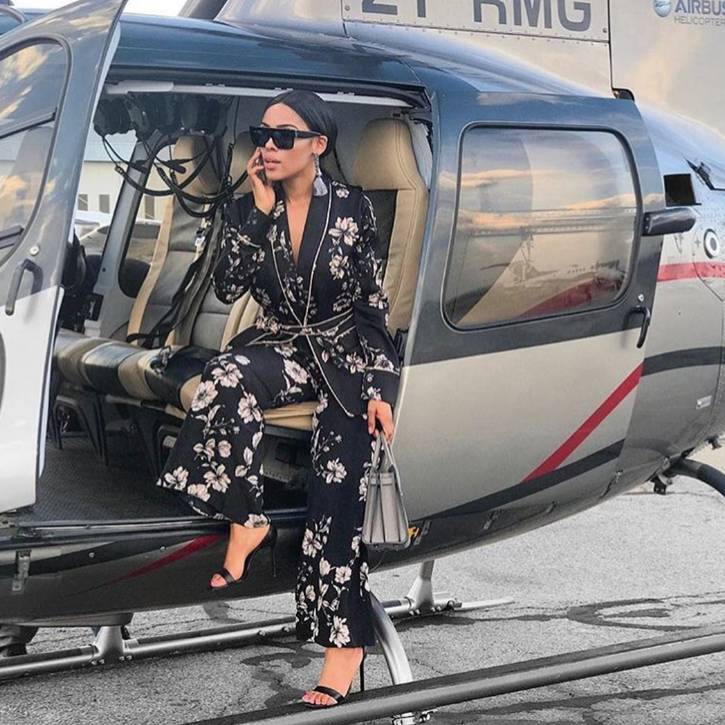 Hội Rich Kid châu Phi quyết không lép vế trong cuộc đua đọ phi cơ riêng, xa xỉ phẩm trên Instagram - Ảnh 14. Hội Rich Kid châu Phi quyết không lép vế trong cuộc đua đọ phi cơ riêng, xa xỉ phẩm trên Instagram - Ảnh 14.