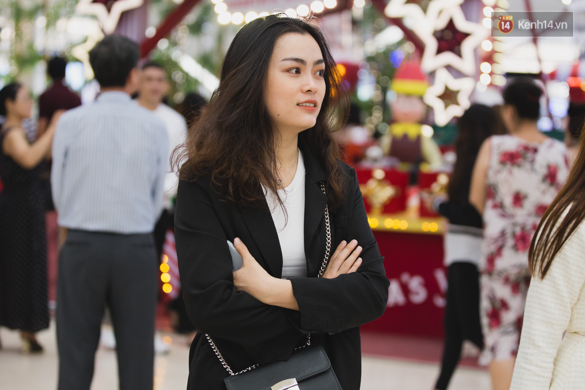 Giới trẻ đón Giáng sinh: Dù có đôi có cặp hay một mình thì vẫn phải vui! - Ảnh 6. Giới trẻ đón Giáng sinh: Dù có đôi có cặp hay một mình thì vẫn phải vui! - Ảnh 6.