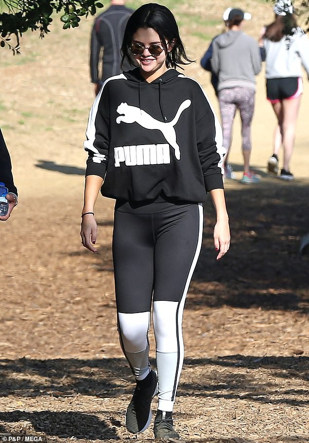 Selena Gomez chính là định nghĩa béo khỏe béo đẹp, mặt tròn phúng phính mà vẫn không bớt xinh! - Ảnh 5.