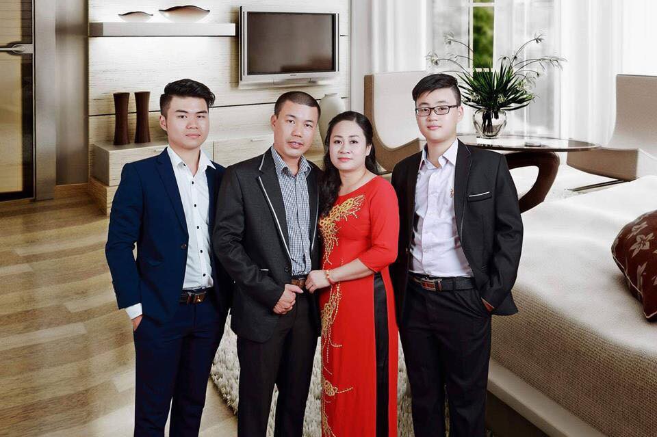Nụ hôn vĩnh biệt của người vợ trước khi hiến tạng chồng: Phép màu không đến với anh, nhưng đến với 5 người khác - Ảnh 4. Nụ hôn vĩnh biệt của người vợ trước khi hiến tạng chồng: Phép màu không đến với anh, nhưng đến với 5 người khác - Ảnh 4.