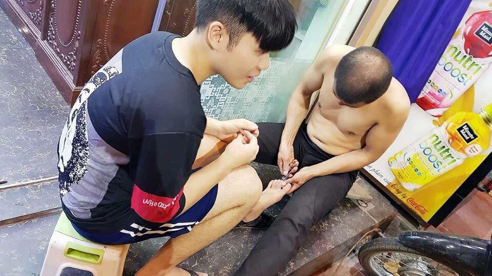 Nụ hôn vĩnh biệt của người vợ trước khi hiến tạng chồng: Phép màu không đến với anh, nhưng đến với 5 người khác - Ảnh 3. Nụ hôn vĩnh biệt của người vợ trước khi hiến tạng chồng: Phép màu không đến với anh, nhưng đến với 5 người khác - Ảnh 3.