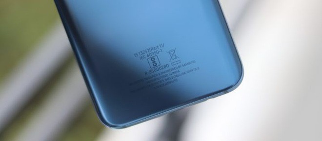 Samsung Galaxy S10 sẽ có tốc độ sạc nhanh chẳng kém gì flagship Huawei, Oppo? - Ảnh 1.
