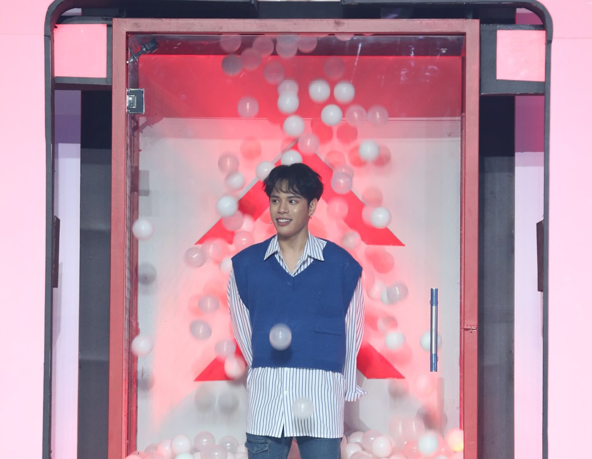 Han Sara, Yaya Trương Nhi bất lực trước bài toán của học sinh tiểu học - Ảnh 8. Han Sara, Yaya Trương Nhi bất lực trước bài toán của học sinh tiểu học - Ảnh 8.