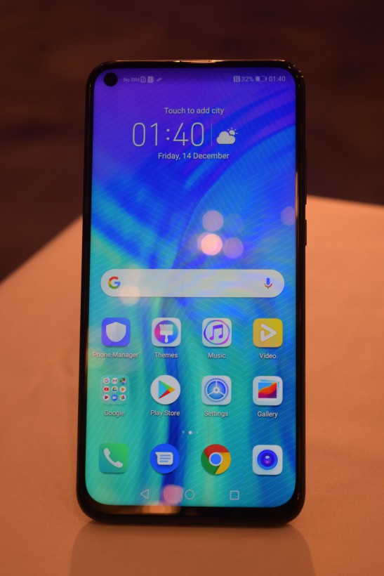 Cận cảnh, đánh giá nhanh Honor V20, một trong những chiếc smartphone ấn tượng nhất năm 2019 - Ảnh 6.