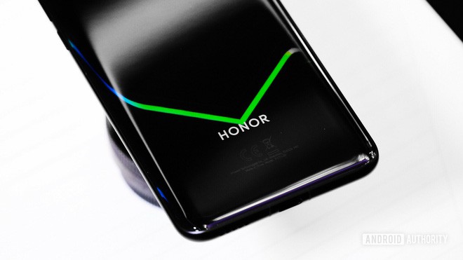 Cận cảnh, đánh giá nhanh Honor V20, một trong những chiếc smartphone ấn tượng nhất năm 2019 - Ảnh 12.