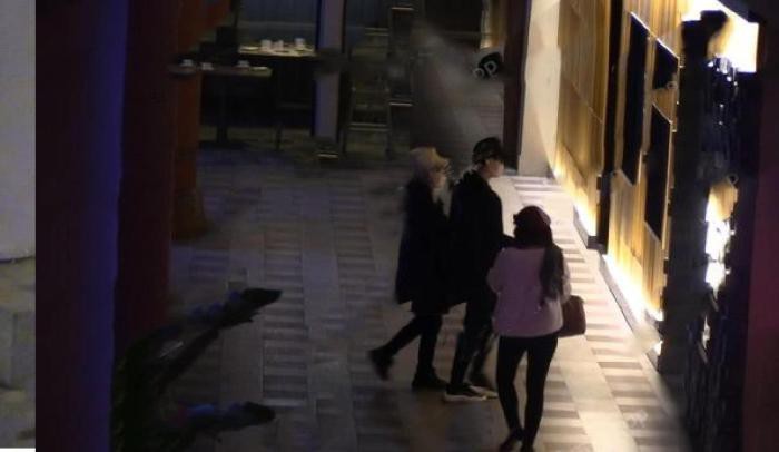 Sam Sam Triệu Lệ Dĩnh sinh quý tử đầu lòng vào năm sau, ảnh hưởng đến quyết định tổ chức lễ cưới của cặp đôi? - Ảnh 4. Sam Sam Triệu Lệ Dĩnh sinh quý tử đầu lòng vào năm sau, ảnh hưởng đến quyết định tổ chức lễ cưới của cặp đôi? - Ảnh 4.