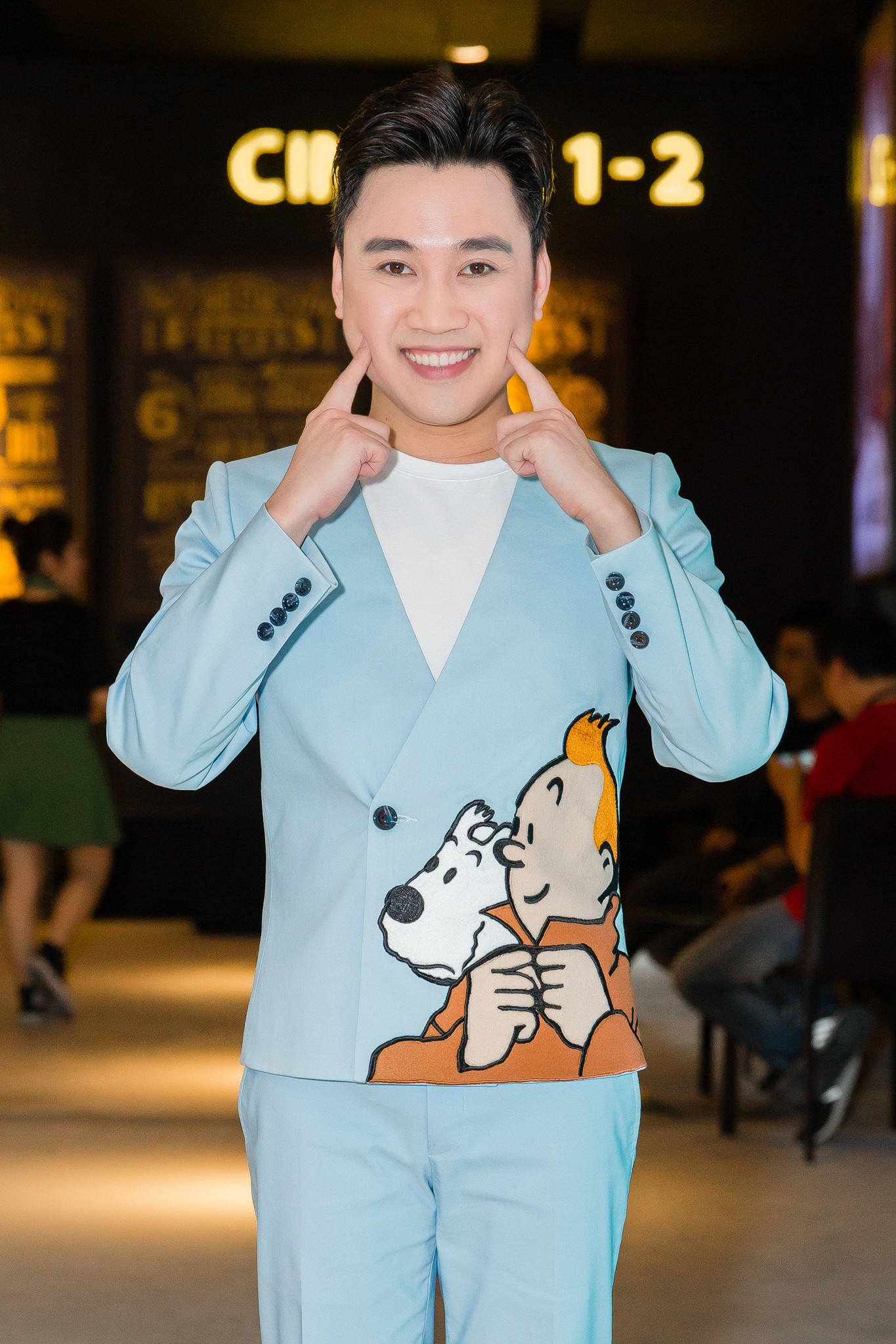 NSƯT Thành Lộc cùng dàn sao Việt chúc mừng Don Nguyễn ra mắt MV Tết cho thiếu nhi - Ảnh 2. NSƯT Thành Lộc cùng dàn sao Việt chúc mừng Don Nguyễn ra mắt MV Tết cho thiếu nhi - Ảnh 2.