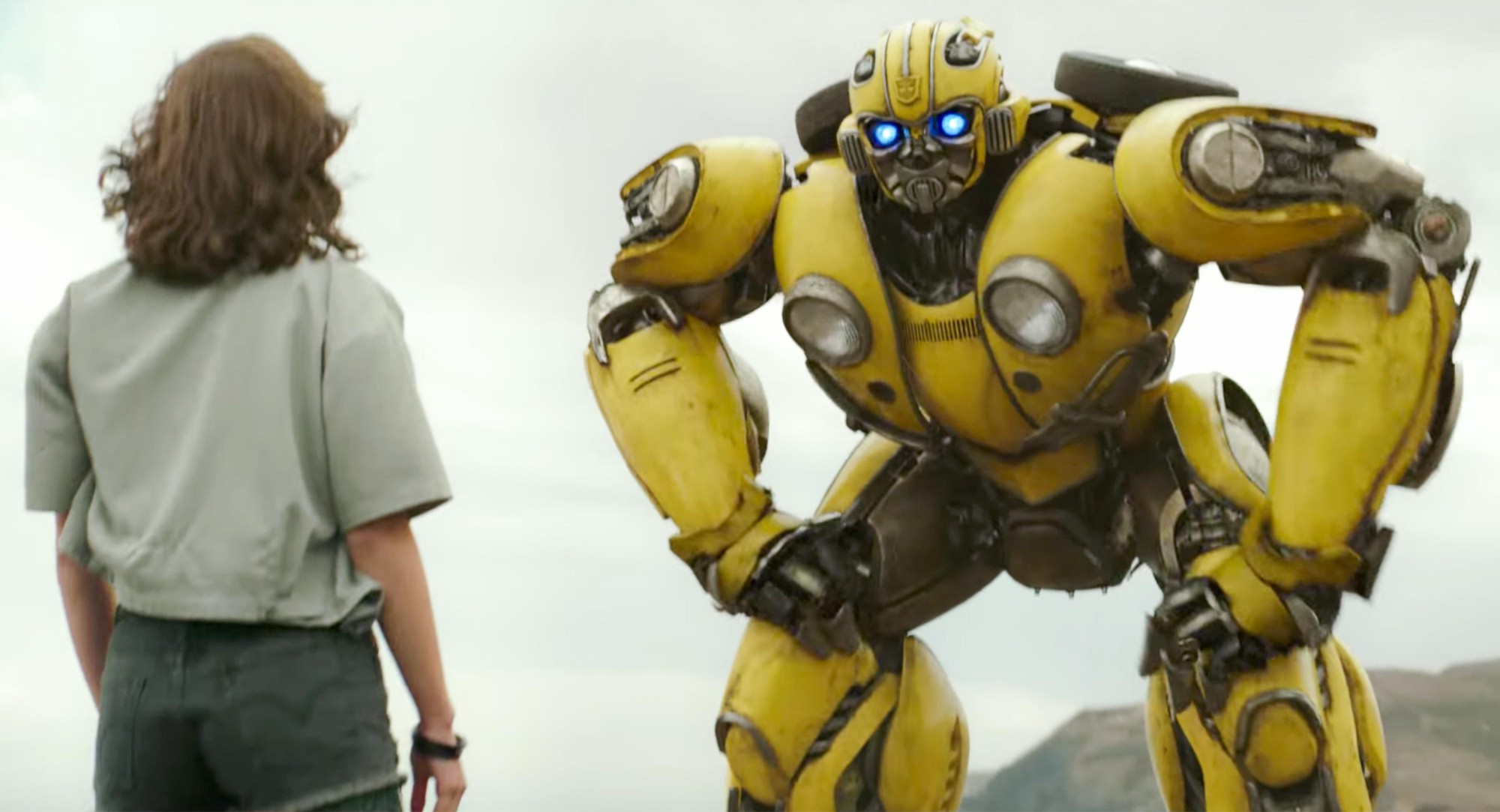 Các dấu mốc quan trọng trong cuộc đời của chú robot ong nghệ Bumblebee kể từ khi xuống Trái Đất - Ảnh 4. Các dấu mốc quan trọng trong cuộc đời của chú robot ong nghệ Bumblebee kể từ khi xuống Trái Đất - Ảnh 4.