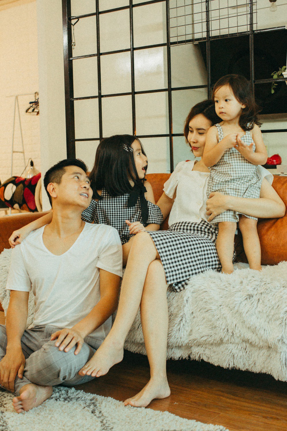 10 năm chung sống, Lưu Hương Giang vẫn chăm sóc Hồ Hoài Anh bằng hành động nhỏ nhưng rất ngôn tình - Ảnh 4. 10 năm chung sống, Lưu Hương Giang vẫn chăm sóc Hồ Hoài Anh bằng hành động nhỏ nhưng rất ngôn tình - Ảnh 4.