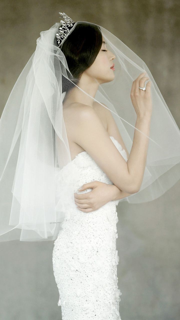 Ảnh cưới của mợ chảnh Jeon Ji Hyun gây sốt sau 6 năm: Huyền thoại nhan sắc đỉnh nhất Kbiz là đây! - Ảnh 6. Ảnh cưới của mợ chảnh Jeon Ji Hyun gây sốt sau 6 năm: Huyền thoại nhan sắc đỉnh nhất Kbiz là đây! - Ảnh 6.