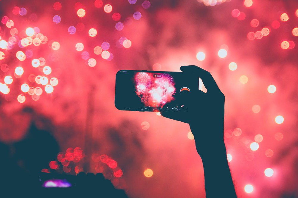 2019 rồi, hãy chào đón năm mới một cách sành điệu bằng các câu chúc Tiếng Anh siêu hay ho này! - Ảnh 3. 2019 rồi, hãy chào đón năm mới một cách sành điệu bằng các câu chúc Tiếng Anh siêu hay ho này! - Ảnh 3.