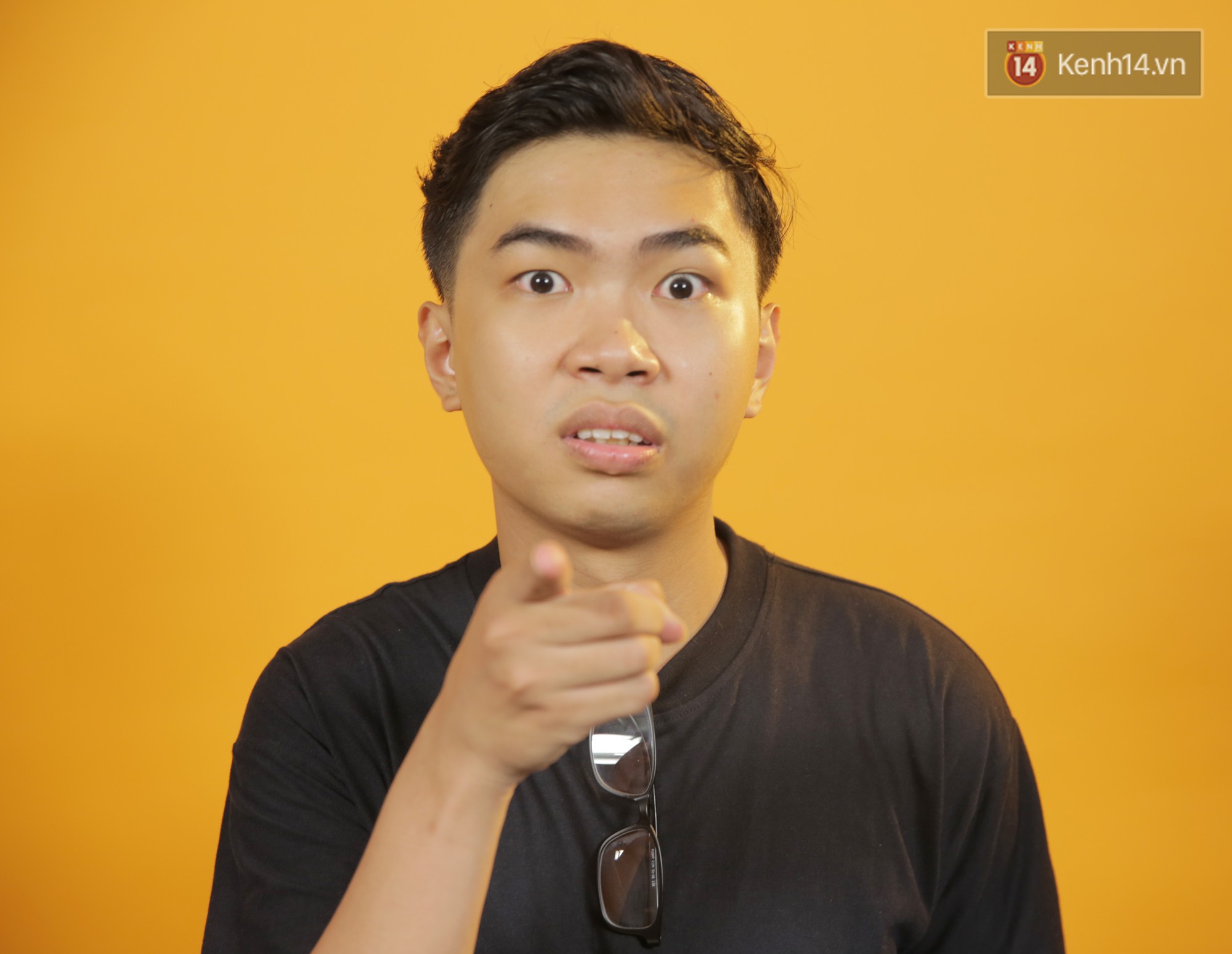 Clip: Thánh chửi Minh Dự công khai nói xấu Nam Thư, Hải Triều... nhưng lại chừa BB Trần ra vì một lý do! - Ảnh 9. Clip: Thánh chửi Minh Dự công khai nói xấu Nam Thư, Hải Triều... nhưng lại chừa BB Trần ra vì một lý do! - Ảnh 9.