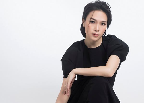 Mỹ T&acirc;m trở th&agrave;nh nghệ sĩ được stream nhạc nhiều nhất tr&ecirc;n Spotify Việt Nam 2018 - Ảnh 1.