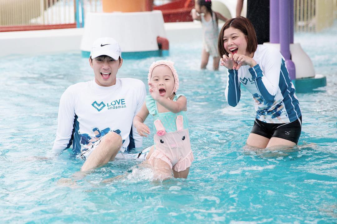 Tan n&aacute;t c&otilde;i l&ograve;ng trước 7 nam thần Th&aacute;i Lan th&agrave;nh phi c&ocirc;ng trẻ: Mike Angelo g&acirc;y sốc v&igrave; chưa lấy vợ đ&atilde; c&oacute; con - Ảnh 18.