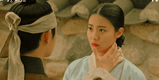 Nhìn xem phim Hàn 2018 đã cho “ra mắt chị em” bao nhiêu chàng bạn trai trong mơ! - Ảnh 38.