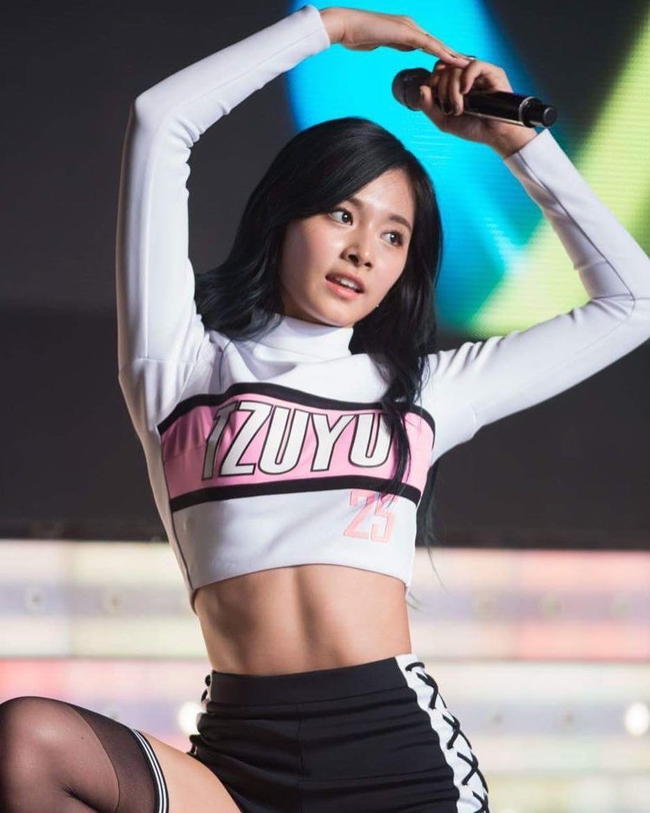 Tzuyu body