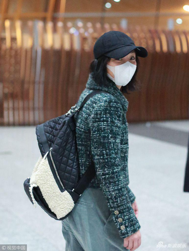 Xuề xòa hết chỗ nói: Châu Tấn diện áo khoác gần 200 triệu nhưng nhất quyết không chịu chải tóc “tử tế” - Ảnh 7.