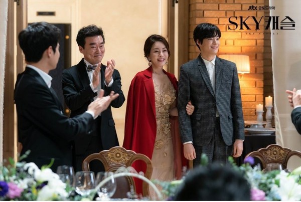 Dàn diễn viên nhí làm nên thành công của phim Hàn Sky Castle” - Ảnh 6.