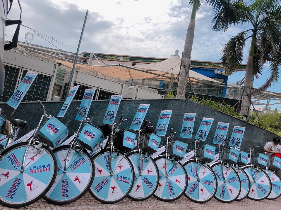 Fan Đông Nhi chịu chơi hết cỡ, phát động chiến dịch đạp xe - tặng vé khắp Sài Gòn quảng bá liveshow của thần tượng - Ảnh 4. Fan Đông Nhi chịu chơi hết cỡ, phát động chiến dịch đạp xe - tặng vé khắp Sài Gòn quảng bá liveshow của thần tượng - Ảnh 4.