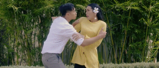 BB Trần - Hải Triều xuất sắc tạo twist chồng twist, thay Hương Giang trả thù người yêu bội bạc trong MV parody - Ảnh 4.