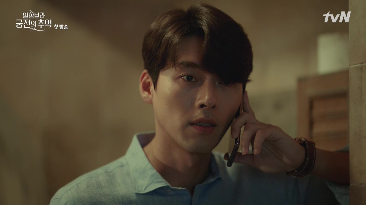 Loạt bằng chứng cho thấy Hyun Bin vô lại vẫn hoàn vô lại trong “Hồi Ức Alhambra” - Ảnh 15. Loạt bằng chứng cho thấy Hyun Bin vô lại vẫn hoàn vô lại trong “Hồi Ức Alhambra” - Ảnh 15.