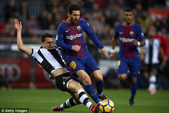 Messi - Suarez chào mừng Coutinho bằng màn “hạ sát” Levante - Ảnh 3.