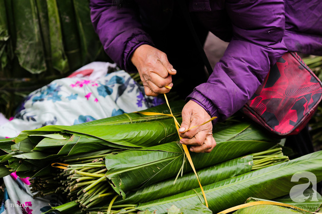 Chợ lá dong lâu năm nhộn nhịp giữa lòng Hà Nội những ngày cận Tết - Ảnh 8.