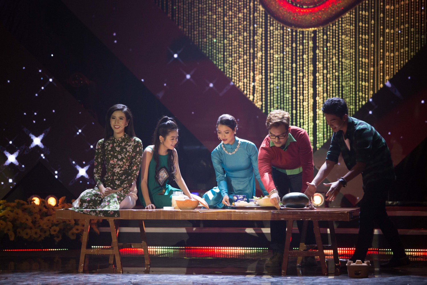 Hoa hậu Kiều Ng&acirc;n xuất sắc gi&agrave;nh ng&ocirc;i &Eacute;n V&agrave;ng 2017 - Ảnh 9.