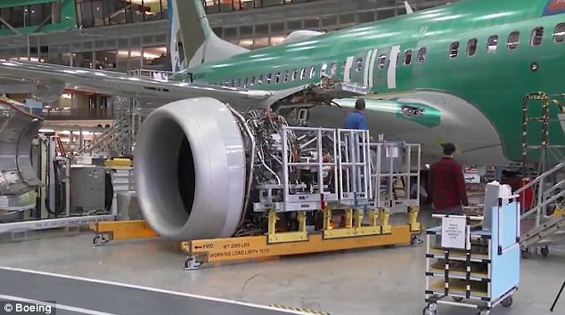 Chưa tới 1 phút, bạn sẽ biết chiếc Boeing mới nhất được sản xuất như thế nào! - Ảnh 7.