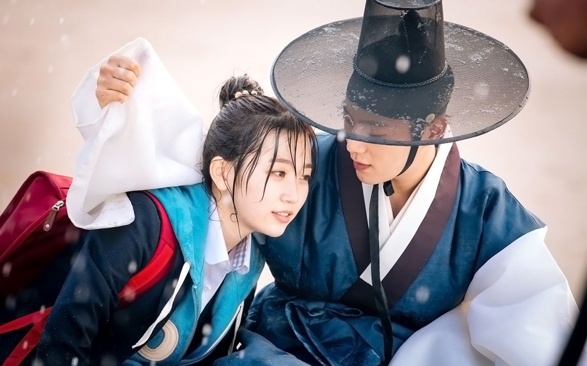 Tình Yêu Bóng Nước - Splash Splash Love