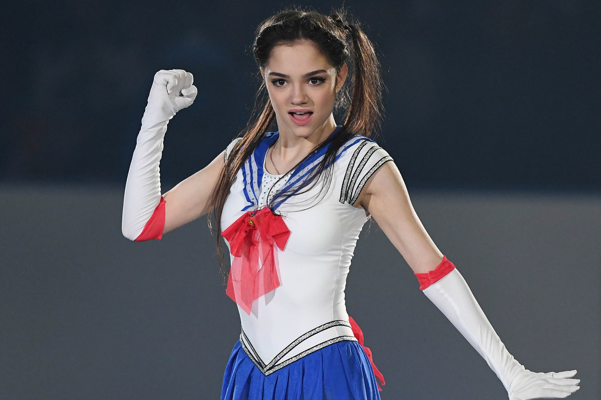Bông hồng Nga Medvedeva nghe nhạc của EXO trước khi phá kỷ lục ở Olympic - Ảnh 5. Bông hồng Nga Medvedeva nghe nhạc của EXO trước khi phá kỷ lục ở Olympic - Ảnh 5.