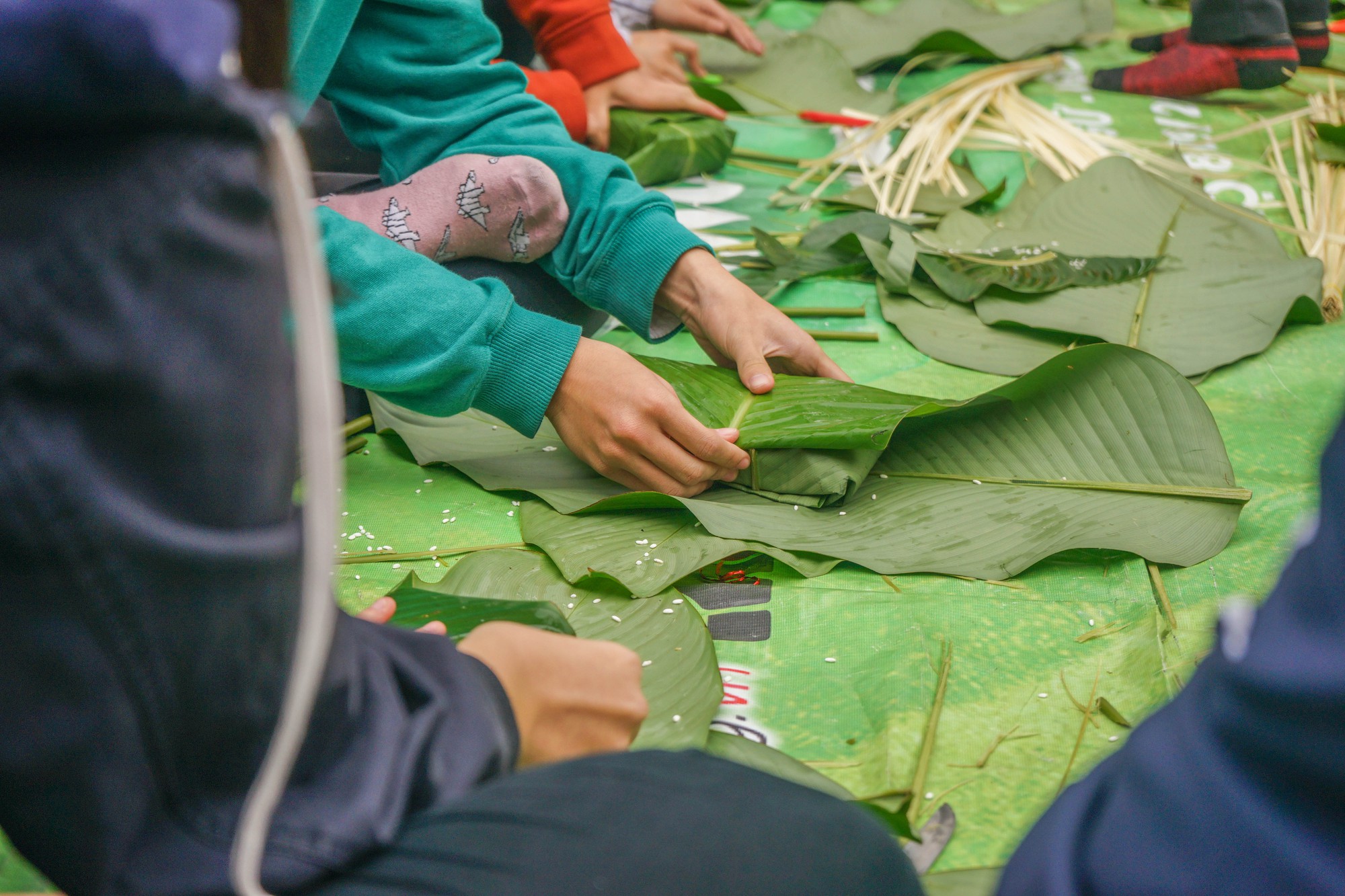 Tết Ấm Áp 2018: Thắp lửa yêu thương, chia vui ngày Tết - Ảnh 11. Tết Ấm Áp 2018: Thắp lửa yêu thương, chia vui ngày Tết - Ảnh 11.
