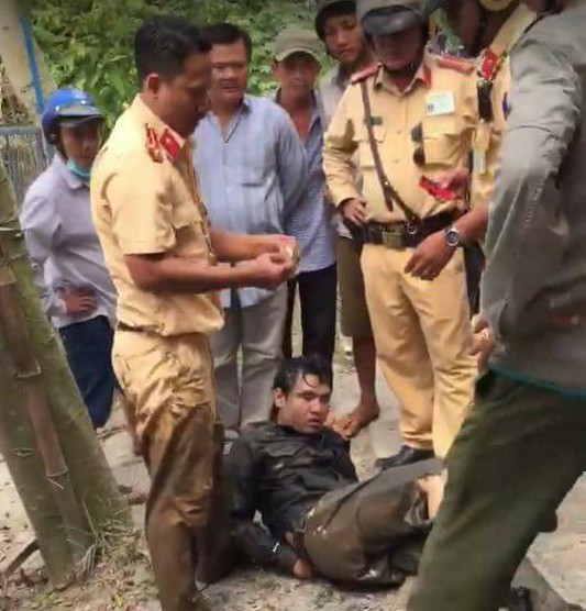 Nam thanh niên ở Sài Gòn cướp tiệm vàng ngày 28 Tết nguyên Đán - Ảnh 1.