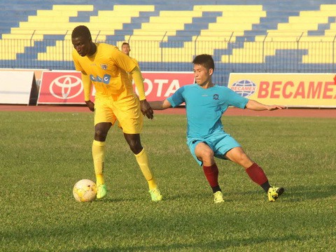 HLV L&ecirc; Thụy Hải: V-League 2018 l&agrave; thời của cầu thủ trẻ - Ảnh 2.