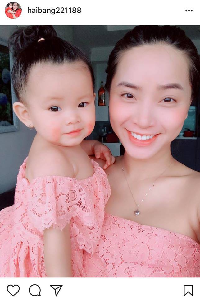 Sao Việt xúng xính váy áo đi chúc Tết, tụ tập vui chơi cùng họ hàng trong sáng mùng 1 - Ảnh 16. Sao Việt xúng xính váy áo đi chúc Tết, tụ tập vui chơi cùng họ hàng trong sáng mùng 1 - Ảnh 16.