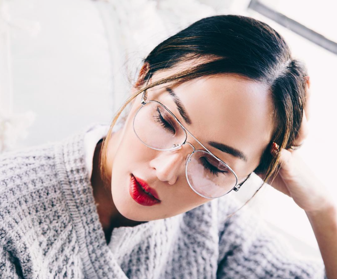 Nhấn nh&aacute; ch&uacute;t sắc đỏ nổi bật cho thời khắc chuyển m&igrave;nh năm cũ v&agrave; năm mới  - Ảnh 15.