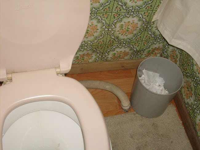 7 điều kỳ lạ về nhà vệ sinh ở các nước trên thế giới: Nhà vệ sinh tại Pháp còn từng là cả tác phẩm nghệ thuật - Ảnh 4.