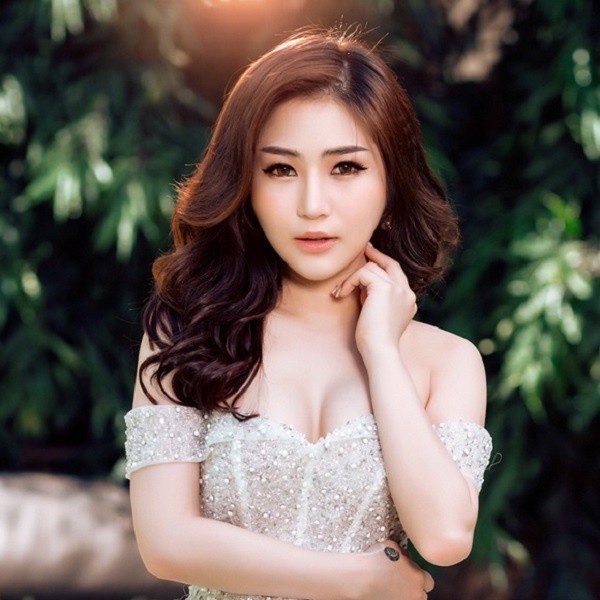 Những lần ca sĩ Việt phải tiếc h&ugrave;i hụi v&igrave; để vụt mất c&aacute;c bản hit đ&igrave;nh đ&aacute;m của Vpop d&ugrave; được đưa tận tay - Ảnh 11.