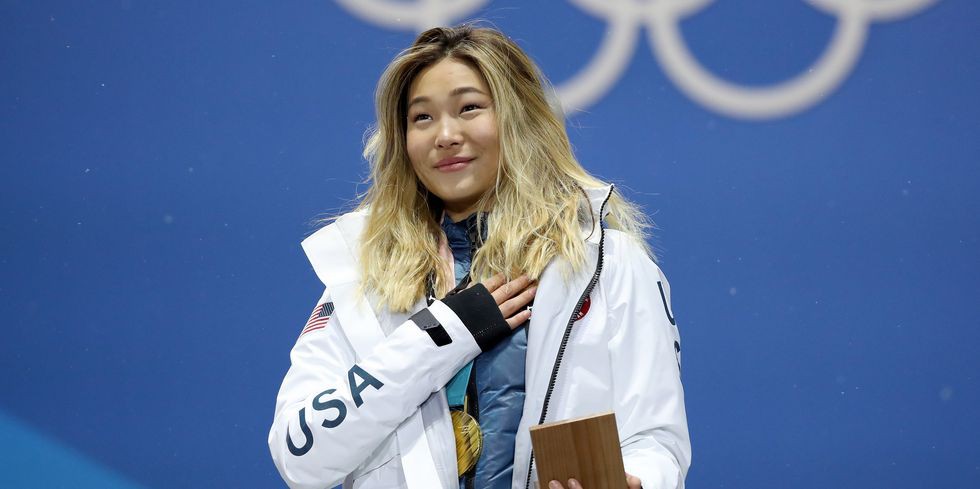 Giành HCV Olympic 2018, người hùng nước Mỹ Chloe Kim cố nén khóc khi lên nhận giải vì không muốn... làm hỏng đường kẻ mắt - Ảnh 3.