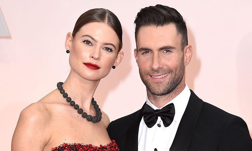 adam levine và vợ vợ chồng adam levine ch 224 o đ 243 n b 233 g 225 i thứ 2 v 224 đặt c 225 i t 234 n adam levine và vợ vợ chồng adam levine ch 224 o đ 243 n b 233 g 225 i thứ 2 v 224 đặt c 225 i t 234 n