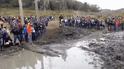 [Vui] Gi&agrave;u c&oacute;, xinh g&aacute;i hay đẹp trai đều kh&ocirc;ng bằng... may mắn - Ảnh 5.