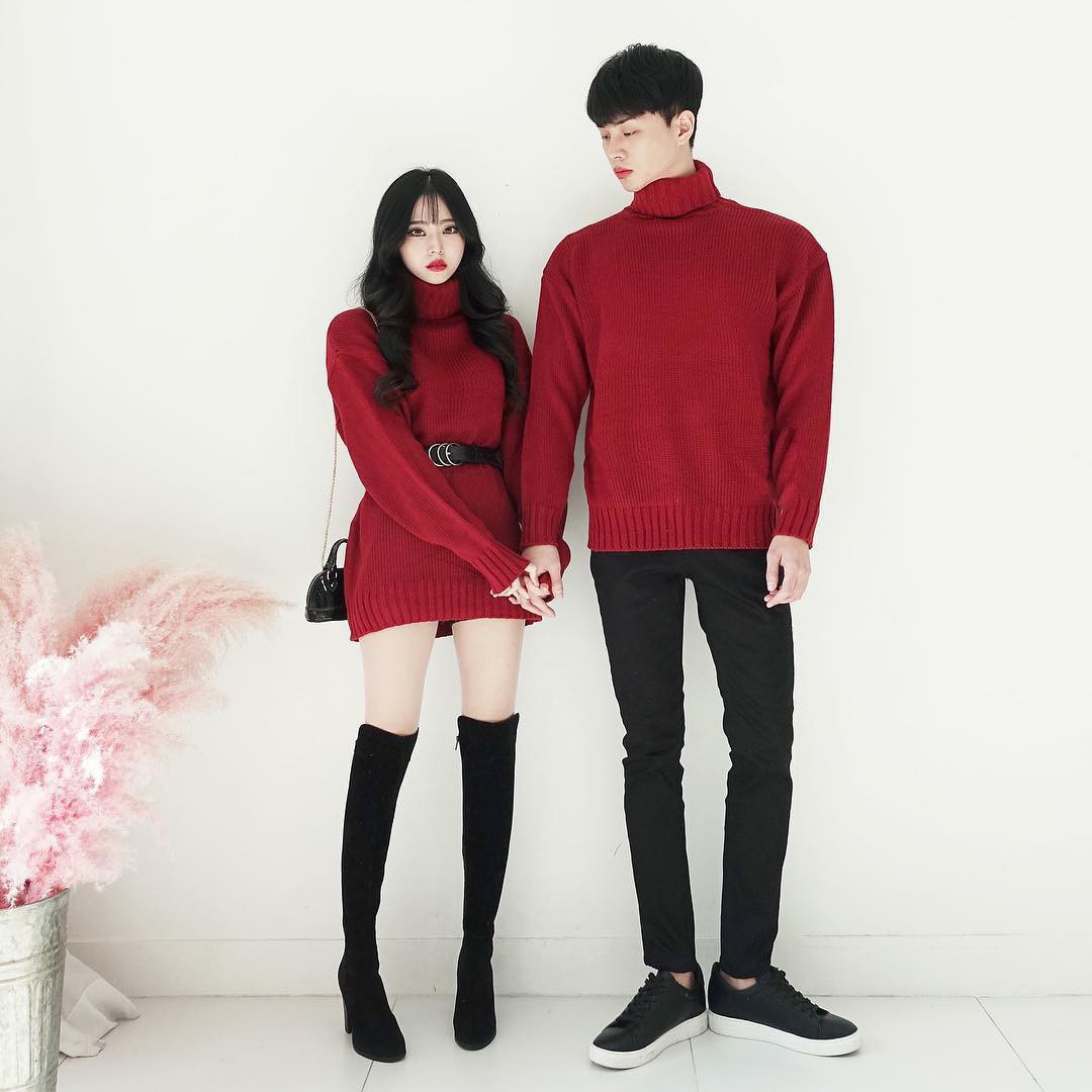 Cứ yêu nhau là phải mặc đồ đôi, nhưng mặc sao cho đẹp thì phải nhìn ngay 5 cặp đôi xứ Hàn này - Ảnh 8. Cứ yêu nhau là phải mặc đồ đôi, nhưng mặc sao cho đẹp thì phải nhìn ngay 5 cặp đôi xứ Hàn này - Ảnh 8.
