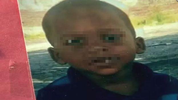 Chỉ v&igrave; lỡ ăn một chiếc cupcake, cậu b&eacute; 3 tuổi bị 2 chị em nhẫn t&acirc;m đ&aacute;nh đập tới tử vong - Ảnh 2.