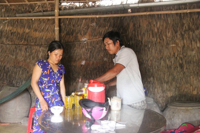 Phép màu kỳ diệu đến với cặp vợ chồng trẻ nuôi con gái 4 tuổi bị não úng thủy, đầu to gấp 3 lần trong năm mới - Ảnh 7.