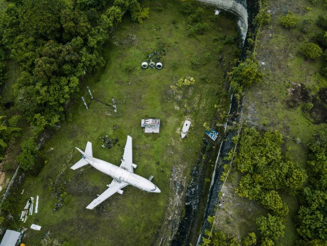 Bí ẩn máy bay Boeing 737 ‘từ trên trời rơi xuống’ - Ảnh 1.