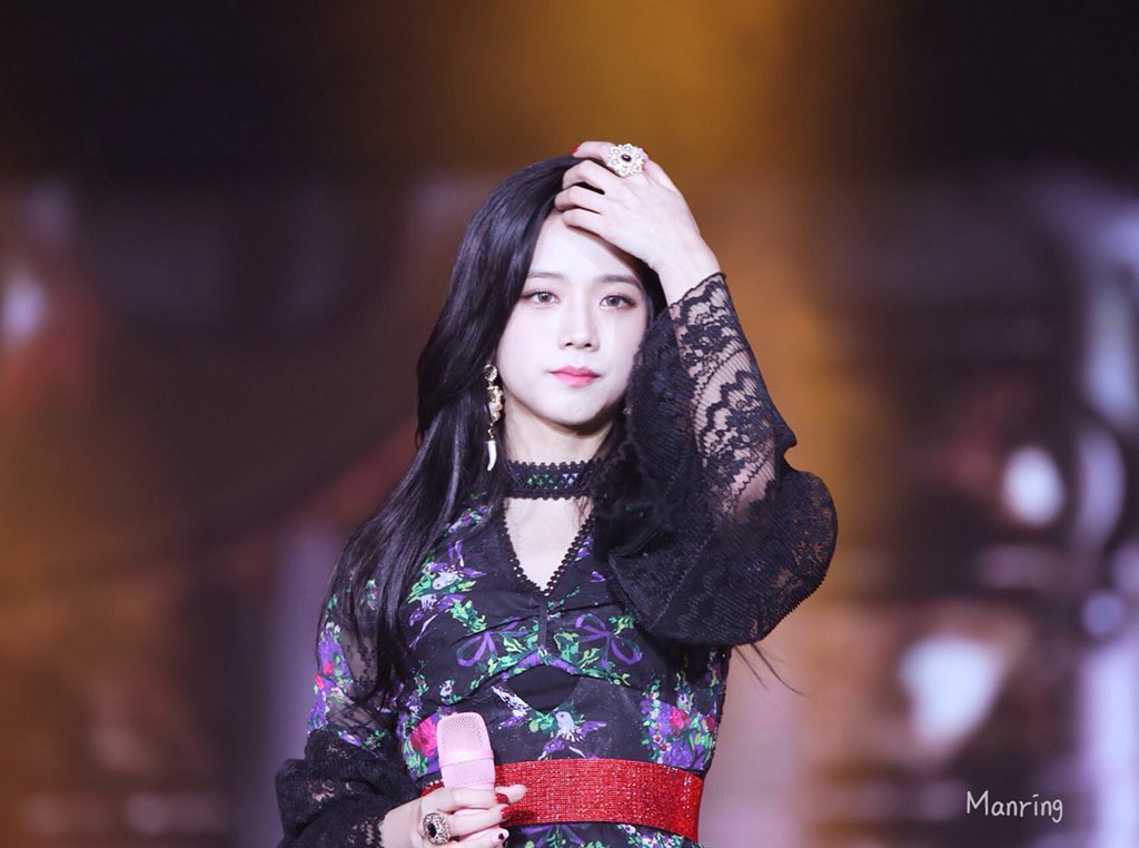 Tranh cãi việc YG phân biệt đối xử: iKON bị cấm nói chuyện, Mino (WINNER) thoải mái chụp ảnh cho Black Pink - Ảnh 10.