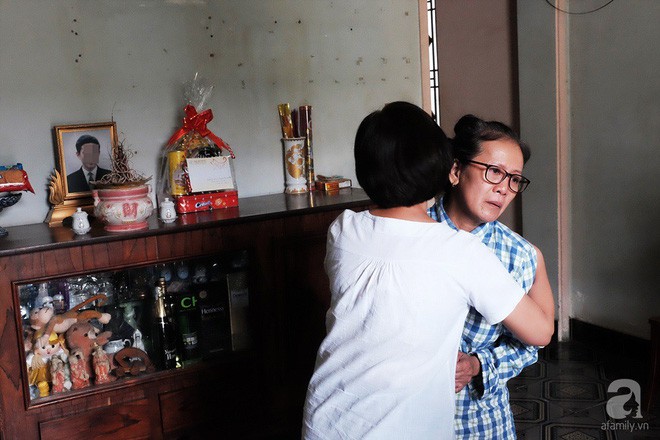 Nỗi oan người vợ Đồng Nai hiến tạng chồng cứu người: &ldquo;Cả b&agrave; b&aacute;n v&eacute; số cũng n&oacute;i t&ocirc;i b&aacute;n chồng kiếm tiền tỷ&rdquo; - Ảnh 1.