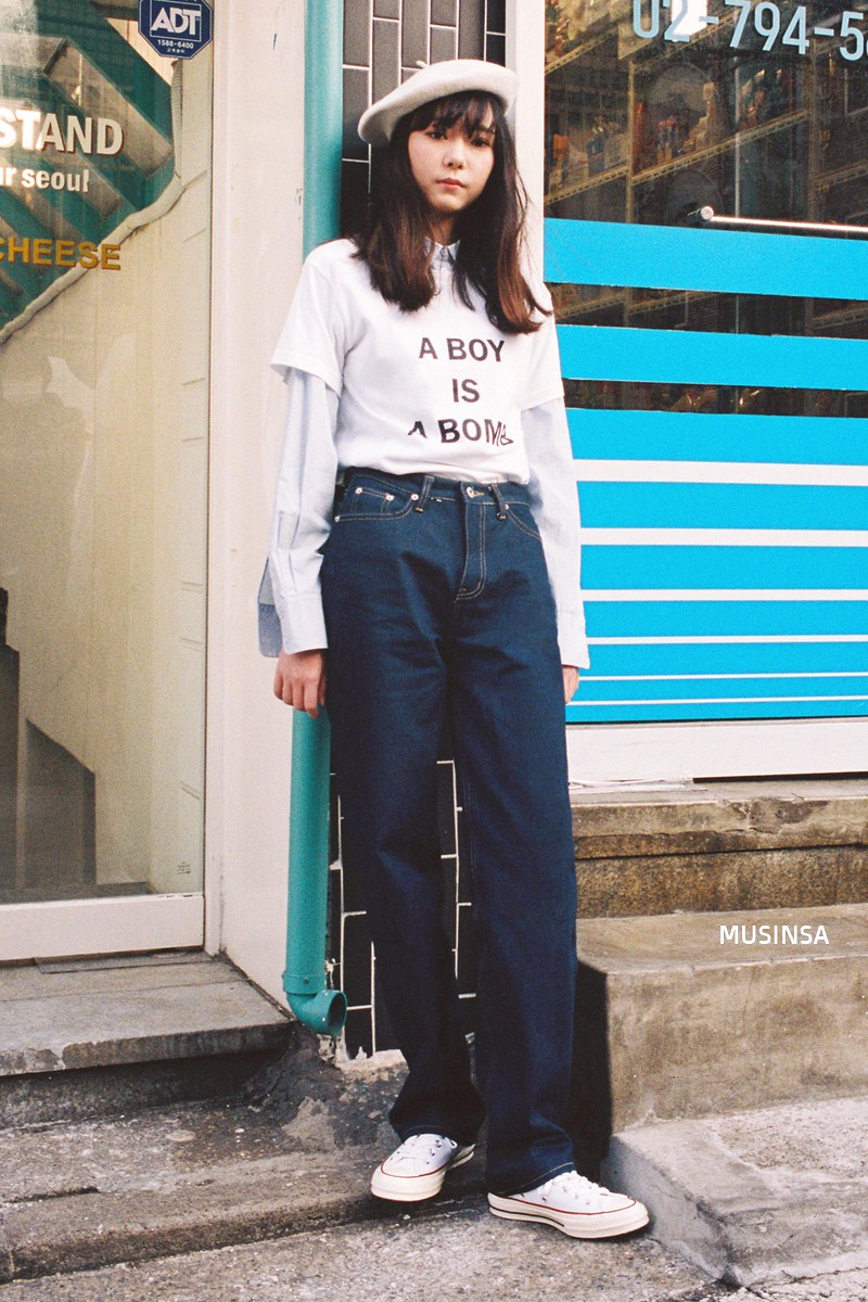 Tạm quên những combo thời thượng, tuần qua giới trẻ Hàn chỉ diện những công thức cũ rích mà vẫn nổi bần bật - Ảnh 2. Tạm quên những combo thời thượng, tuần qua giới trẻ Hàn chỉ diện những công thức cũ rích mà vẫn nổi bần bật - Ảnh 2.