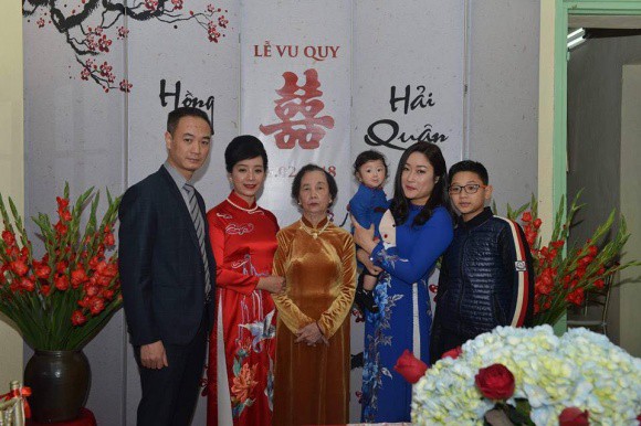 Nghệ sĩ Chiều Xuân rạng rỡ trong ngày hạnh phúc của con gái xinh như hot girl - Ảnh 3. Nghệ sĩ Chiều Xuân rạng rỡ trong ngày hạnh phúc của con gái xinh như hot girl - Ảnh 3.